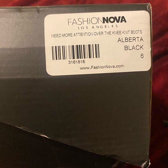 Needs More Attention Knit Over The Knee - Picture 6 of 9